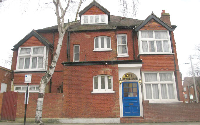 The exterior of Chiswick Court Hotel