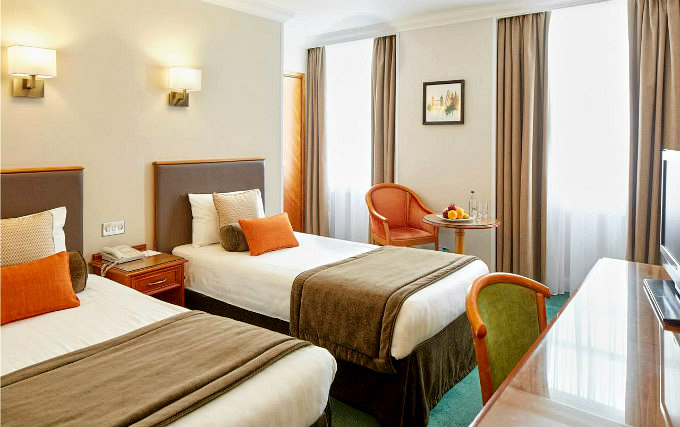 Twin room at Thistle Lancaster Gate