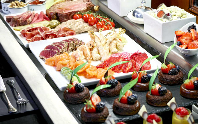 Enjoy a delicious Dinner at Number 41