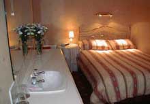 Double room at Giffnock Guest House