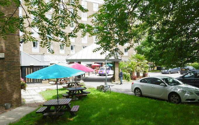 The entrance area at the Waterloo Hub Hotel & Suites