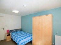 A typical double room at Halsmere Studios London