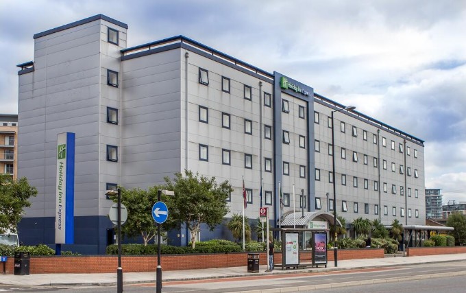 An exterior view of Holiday Inn Express London Royal Docks Docklands