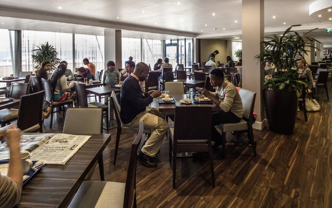 Enjoy a delicious Breakfast at Holiday Inn Express London Royal Docks Docklands