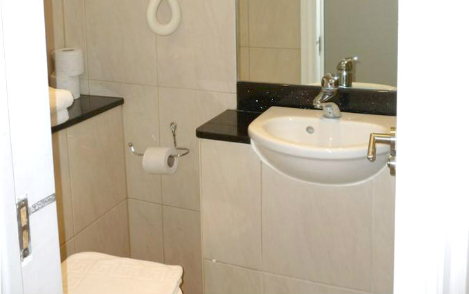 A typical bathroom at The Garden View Hotel