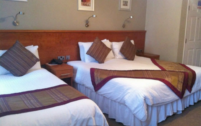 Triple room at John Howard Hotel