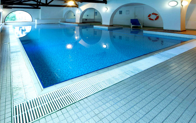 Swimmingpool at Europa Gatwick Hotel and Spa