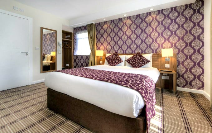 A typical double room at City Continental Kensington