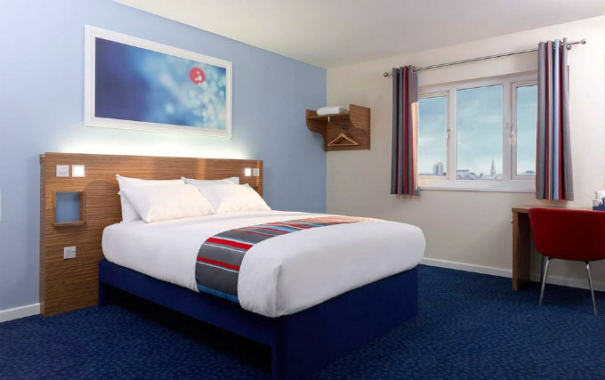 A comfortable double room at Travelodge London Docklands