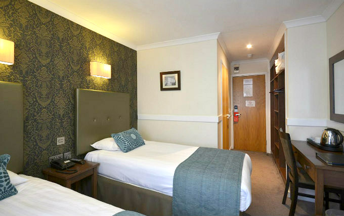 A typical twin room at Kyriad Hotel London