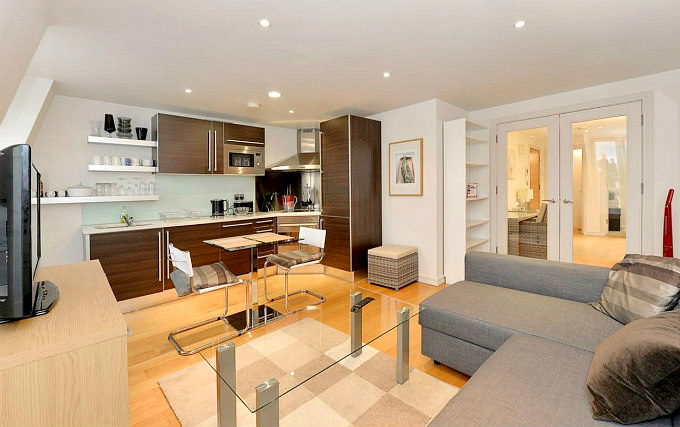 Living Room at Amber Garden Bed and Breakfast Hotel