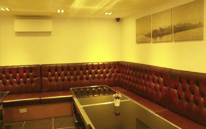 The lounge room at Exhibition Court Hotel 4