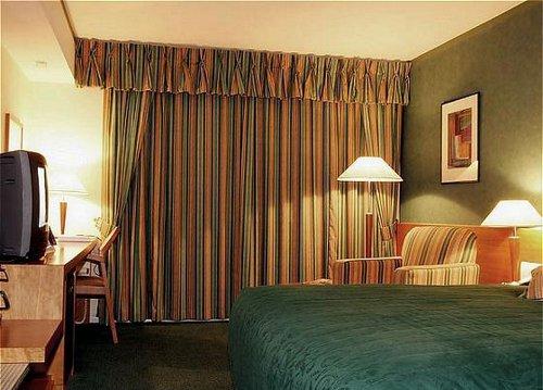 A room at Holiday Inn London Heathrow