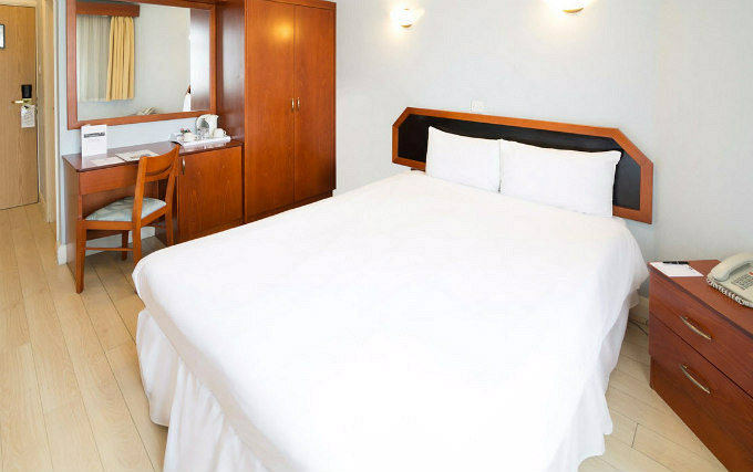 A comfortable double room at Family Hotel