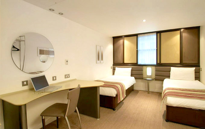 Twin room at Corus Hotel Hyde Park