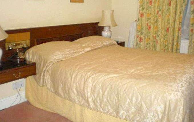 A typical double room at Winchester Hotel London