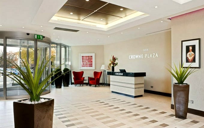 The staff at Crowne Plaza London Gatwick Airport will ensure that you have a wonderful stay at the hotel
