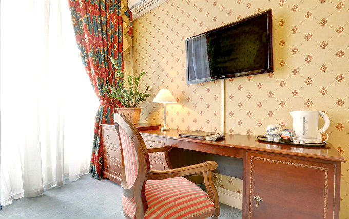 A typical room at Gainsborough Hotel