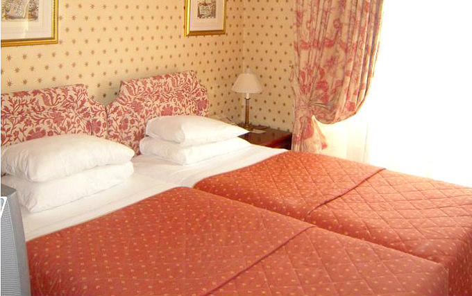 A typical twin room at Gainsborough Hotel