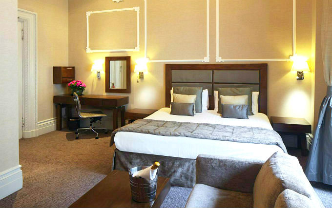 A comfortable double room at Grange Strathmore Hotel