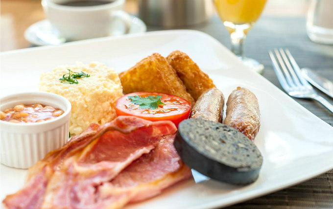 Enjoy a great breakfast at Hilton London Gatwick Airport