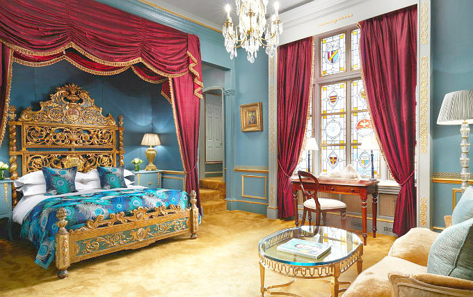 A comfortable double room at The Gore London - Starhotels Collezione