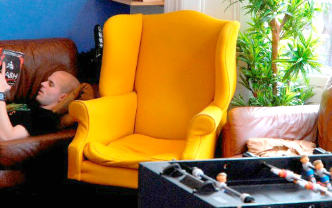 Living Room at Astor Kensington