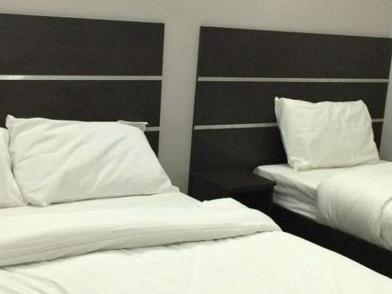 Triple rooms at New Globe Hotel are the ideal choice for groups of friends or families
