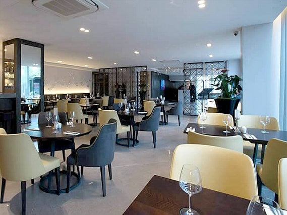 A place to eat at St Georges Hotel Wembley