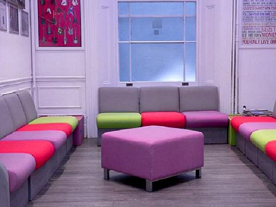 Relax in the lounge at Smart Hyde Park Inn Hostel