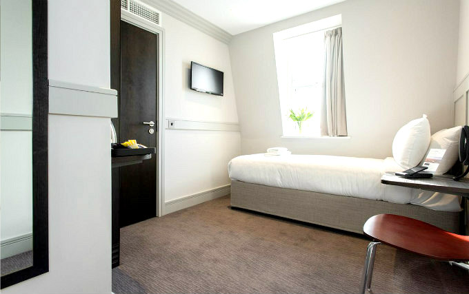 A single room at Mowbray Court Hotel