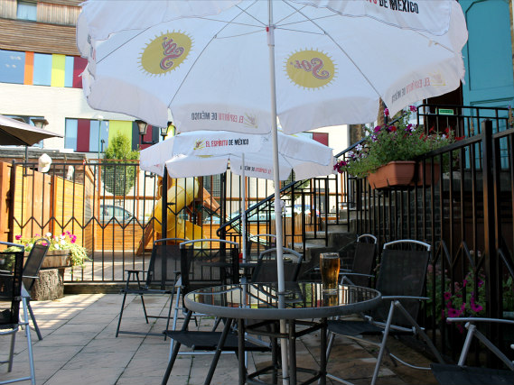 A place to eat at The Bridge Park Hotel