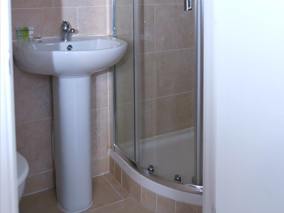 Ensuite facilities