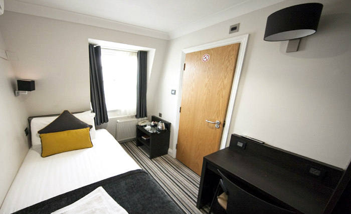 Single rooms at St Georges Inn Victoria provide privacy