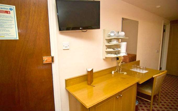 Room facilities at Alexandra Hotel