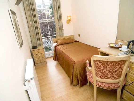 Single rooms at Gresham Hotel provide privacy