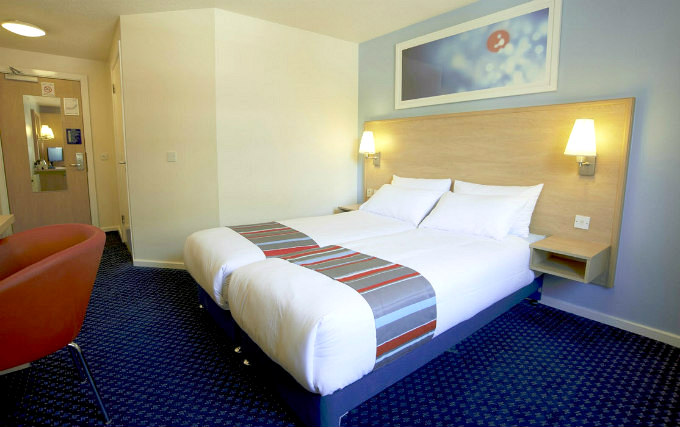 A twin room at Travelodge Liverpool Street