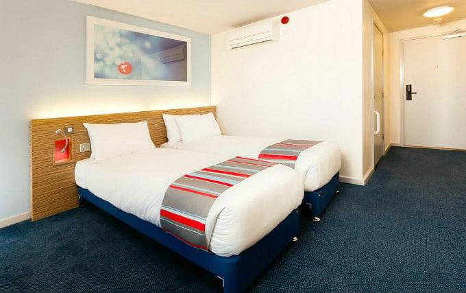 A twin room at Travelodge London Central Southwark