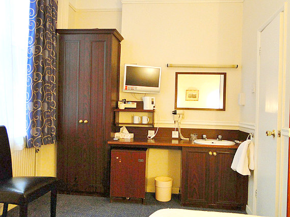 Get a good night's sleep at Hallam Hotel London