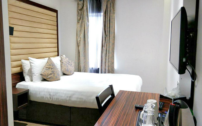A typical double room at Maitrise Hotel London Edgware Road