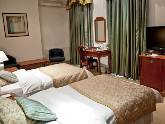 A twin room at Staunton Hotel London
