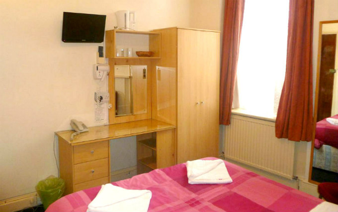 A double room at Guilford Hotel