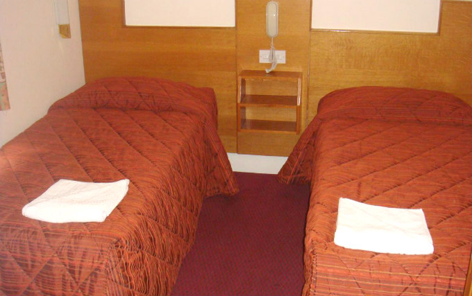 A twin room at Seymour Hotel