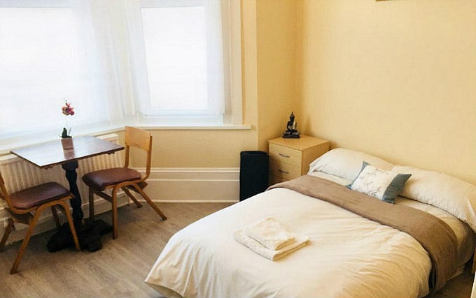 A double room at United Lodge Studios