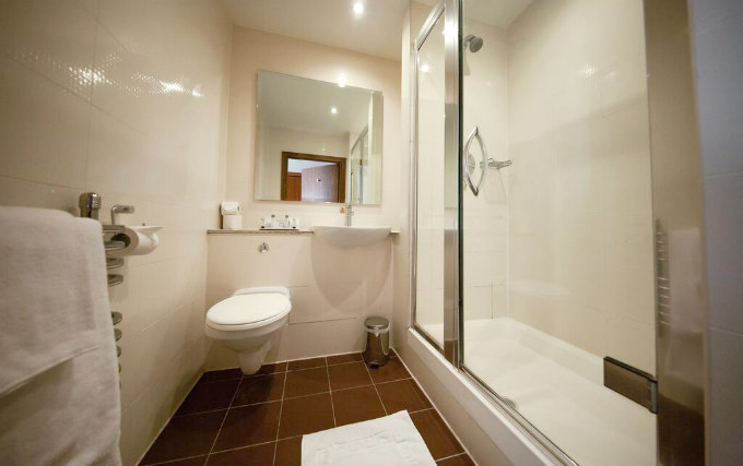 A typical bathroom at Berwick Manor Hotel