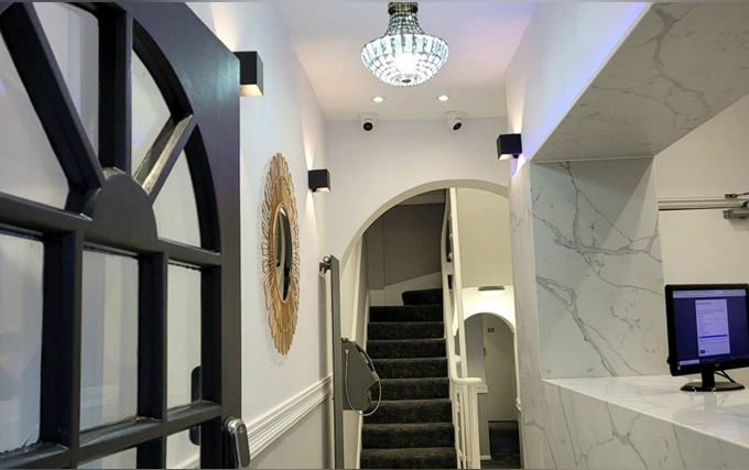 The friendly Reception staff at Argyle Square Hotel will offer you a warm welcome