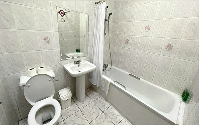 A typical bathroom at St Nicholas Hotel