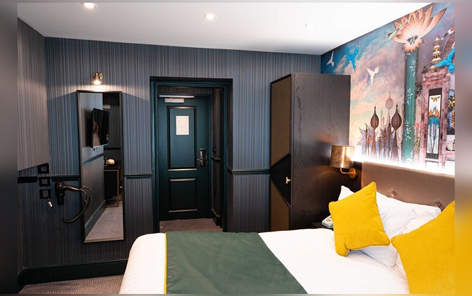 A double room at Hyde Park Green Hotel