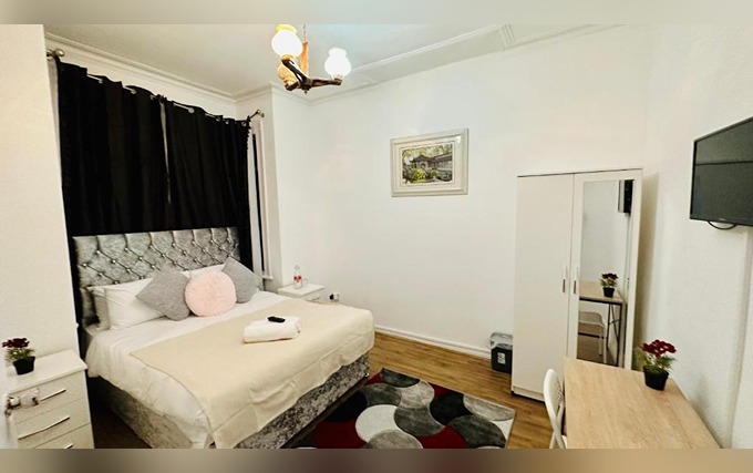 A double room at City Lodge Excel