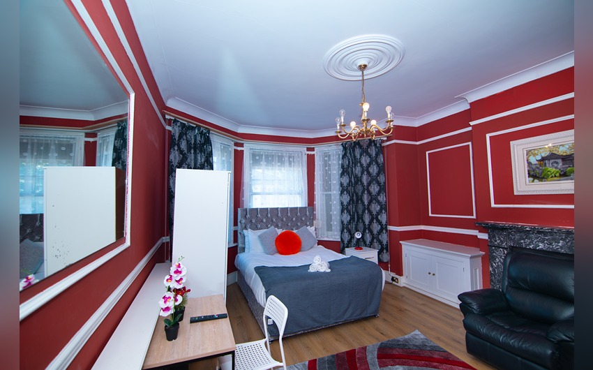 A typical double room at Victorian Woods BnB